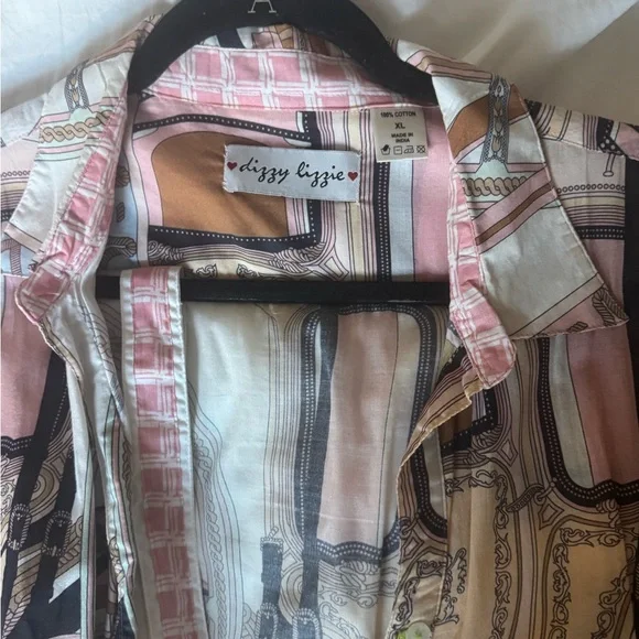 Dizzy Lizzy - Picture 2 of 4